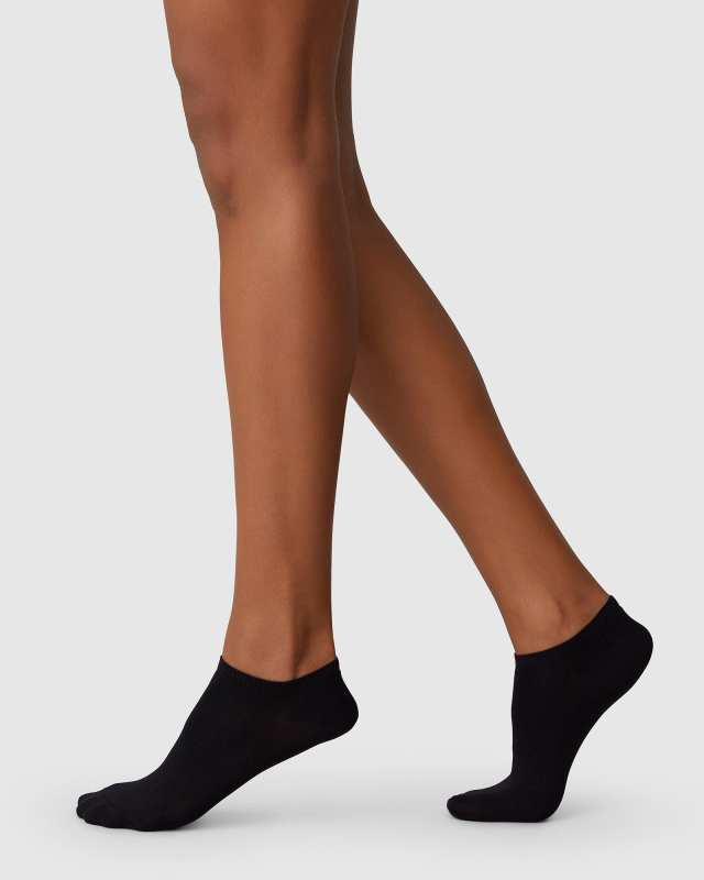 Sara Premium Sneaker Socks